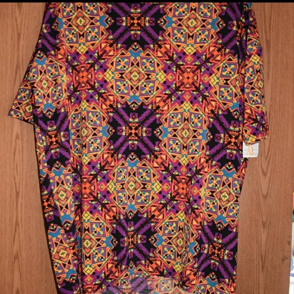 **NWT** LulaRoe Irma